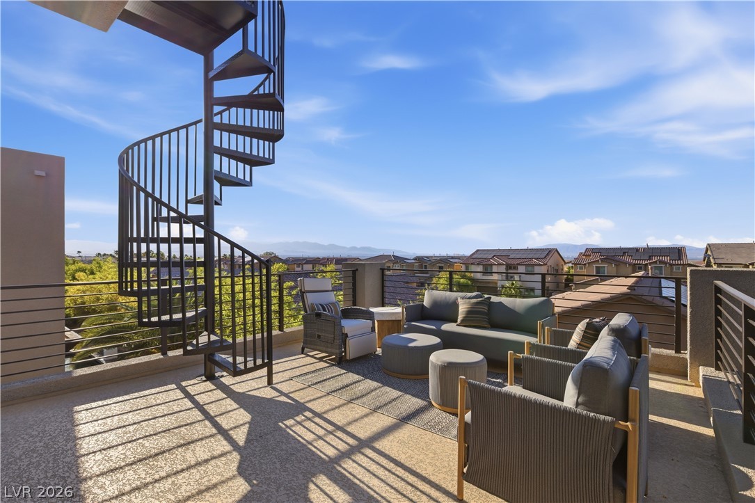 2790 La Bella Court Property Photo 48