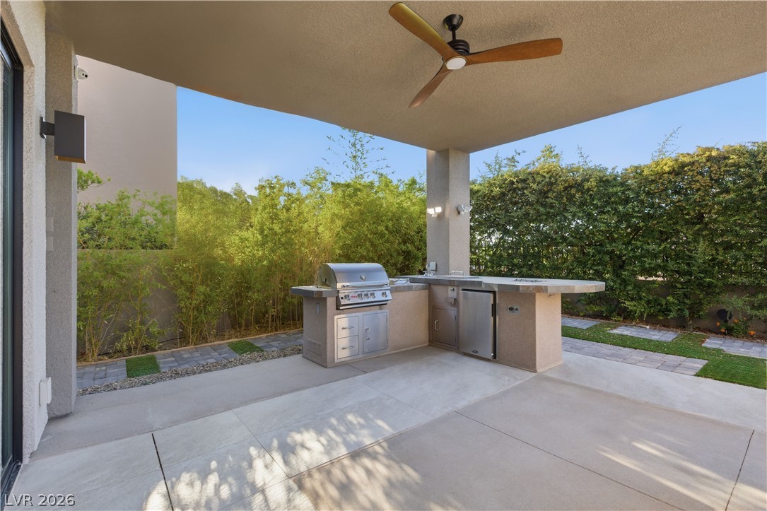 2790 La Bella Court Property Photo 51