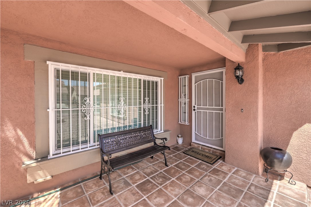 3352 Bridgeport Drive Property Photo 3