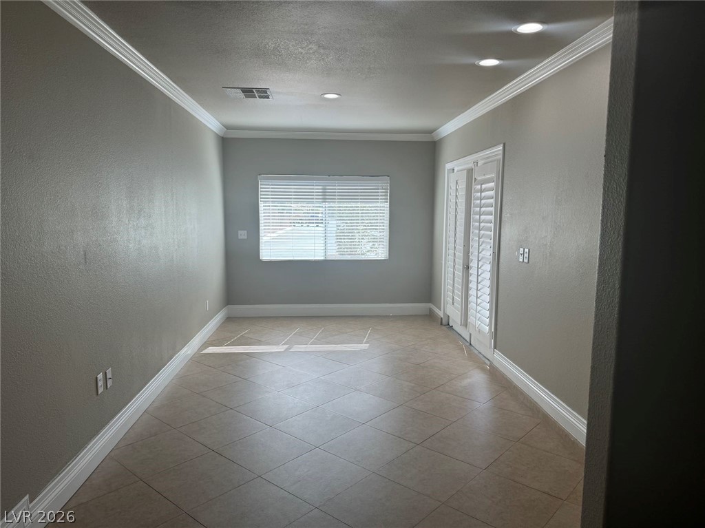1625 Hidden Spring Drive Property Photo 4
