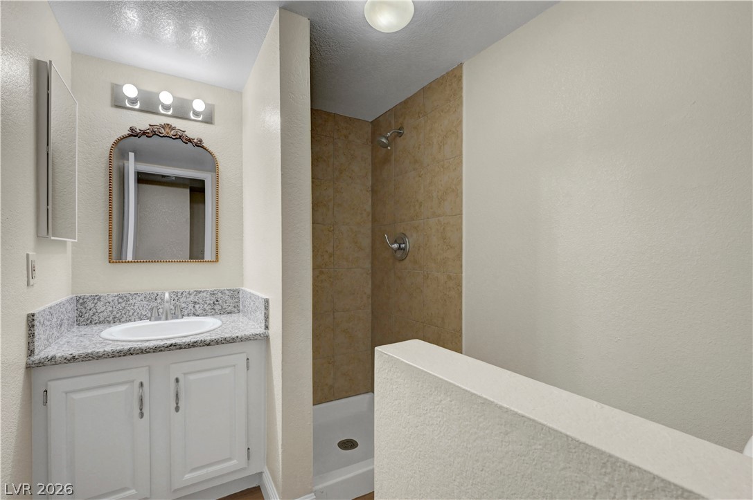 4420 Woodpine Drive 103 Property Photo 28