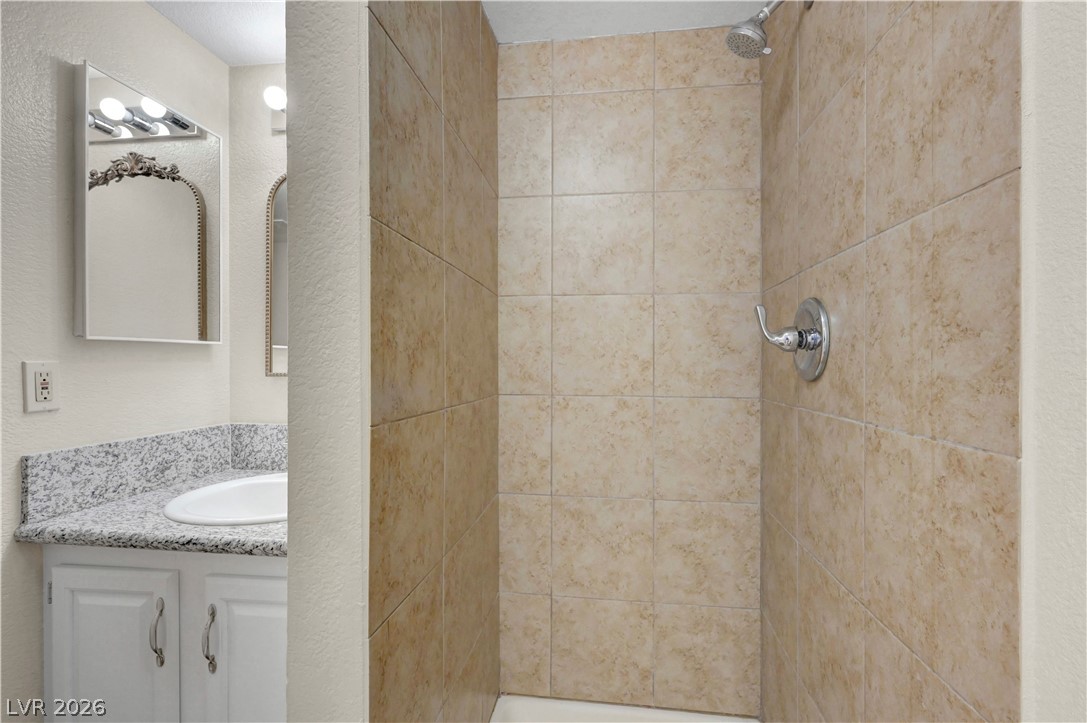 4420 Woodpine Drive 103 Property Photo 29