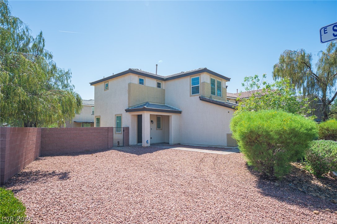 5856 Brown Tree Lane Property Photo 2
