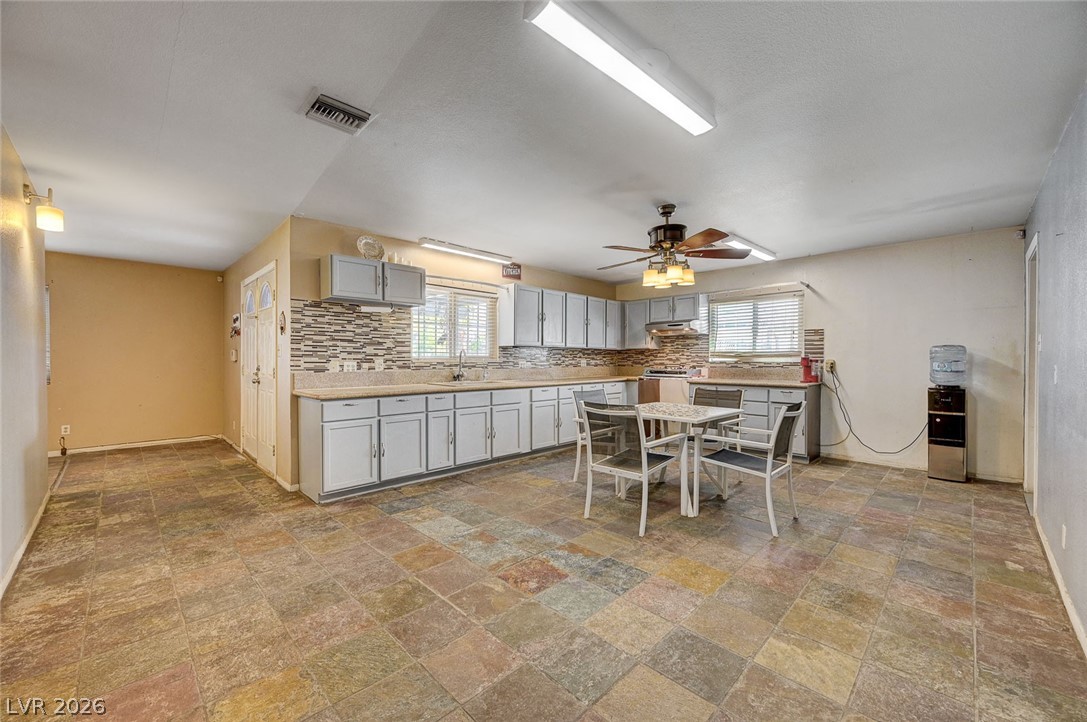 1555 Bledsoe Lane Property Photo 12