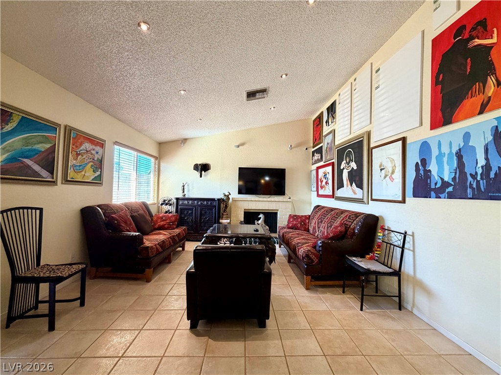 6752 Arroyo Avenue Property Photo 4