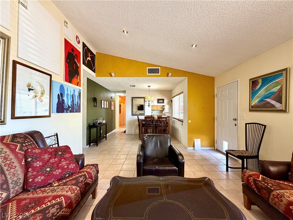 6752 Arroyo Avenue Property Photo 5