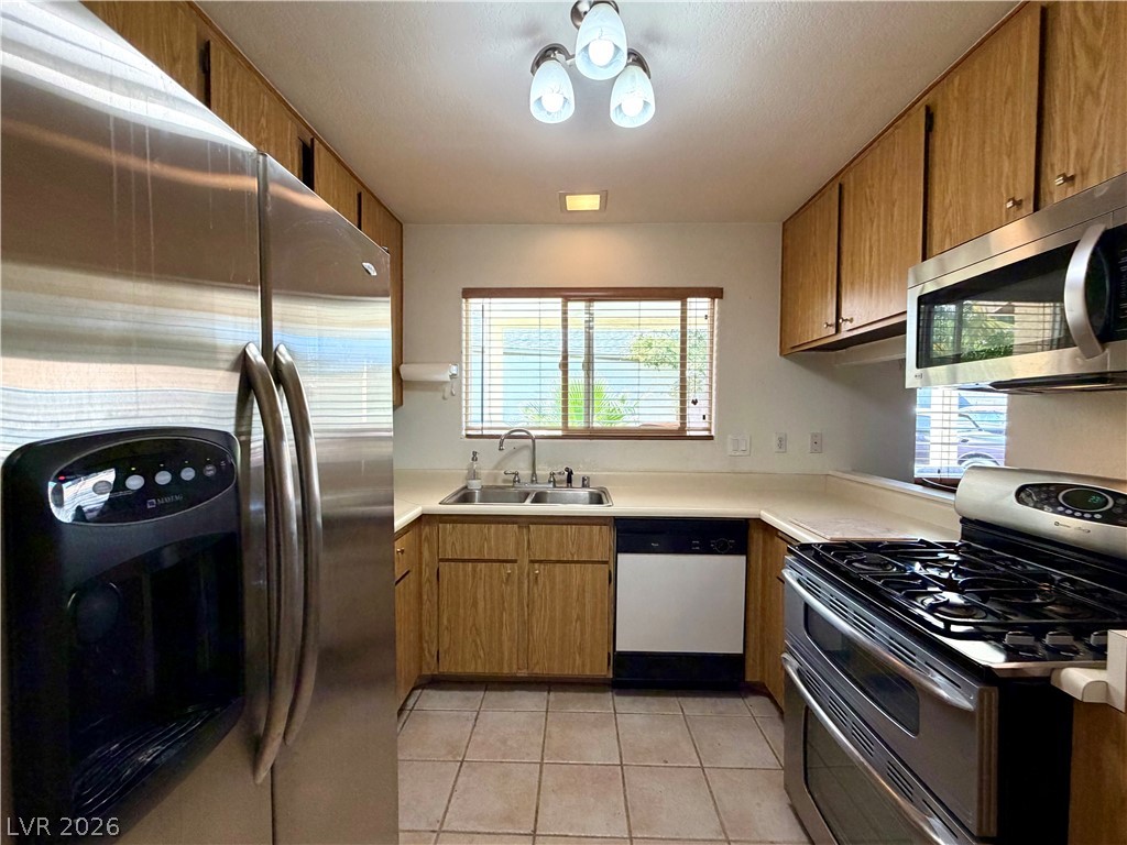 6752 Arroyo Avenue Property Photo 8