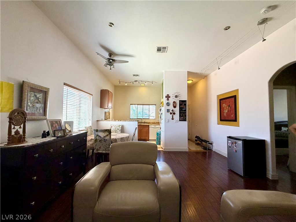 6752 Arroyo Avenue Property Photo 20