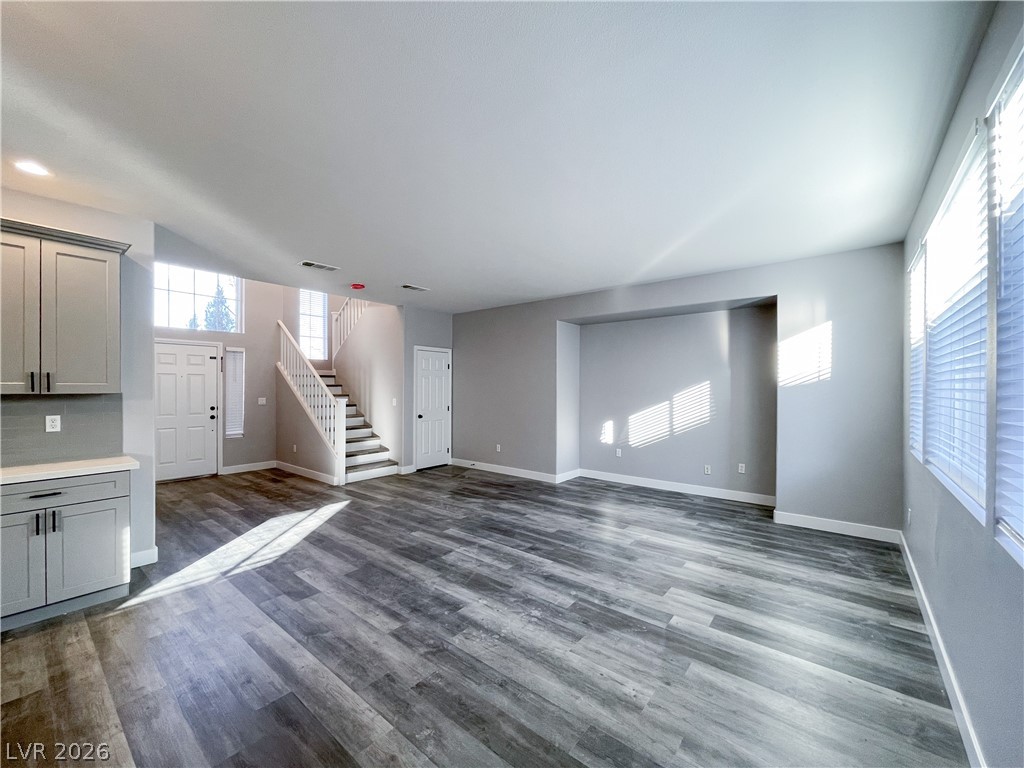 10919 Vista Marbella Avenue Property Photo 6