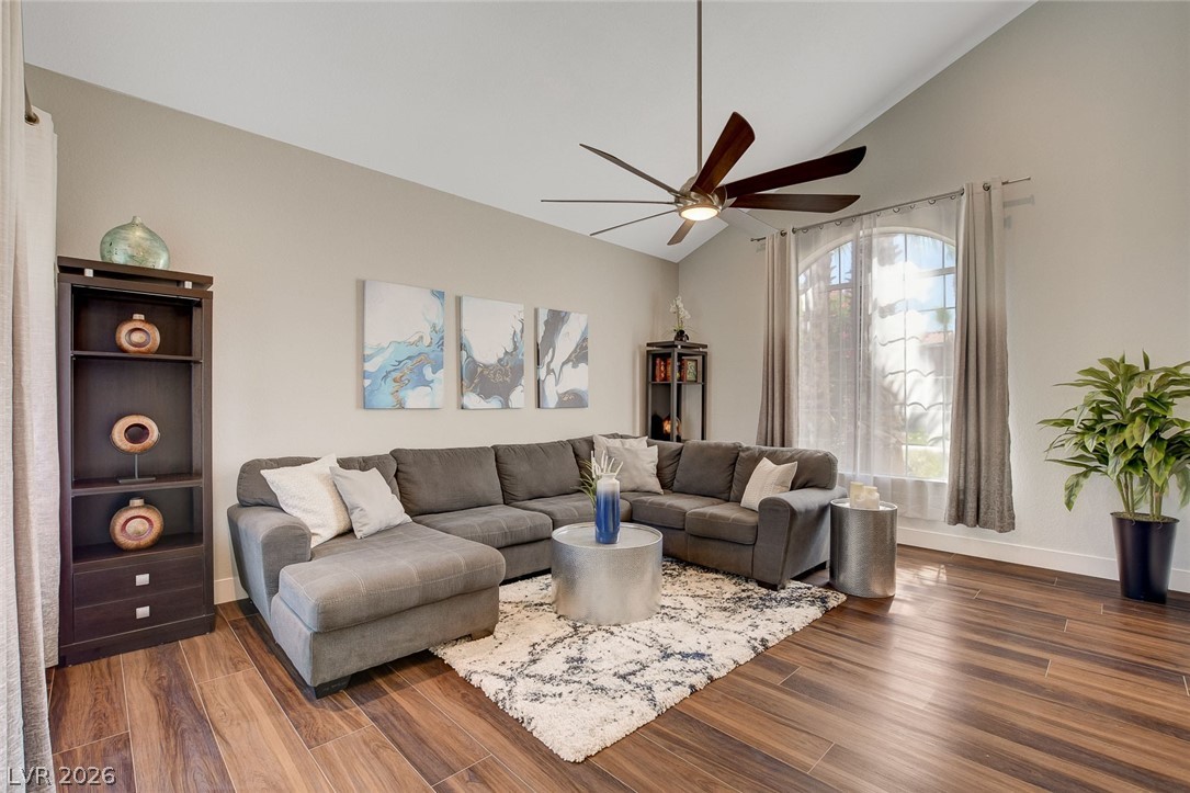 2924 Domino Way Property Photo 6