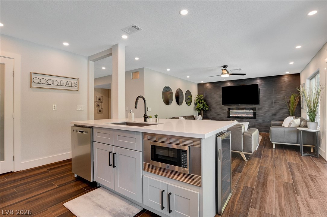 2924 Domino Way Property Photo 13