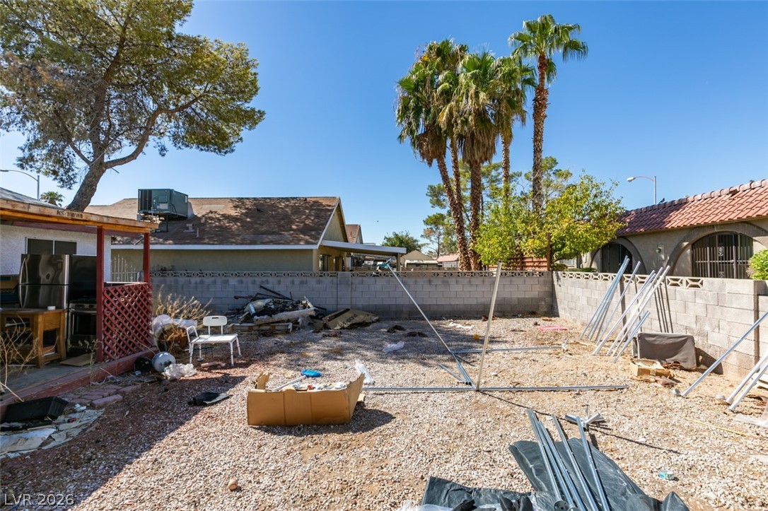 868 Shrubbery Lane Property Photo 18