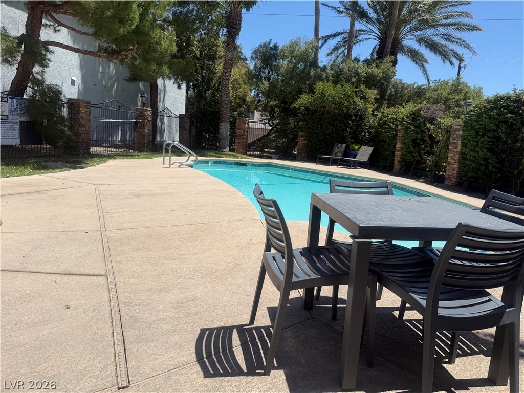 3135 South Mojave Road 218 Property Photo 3