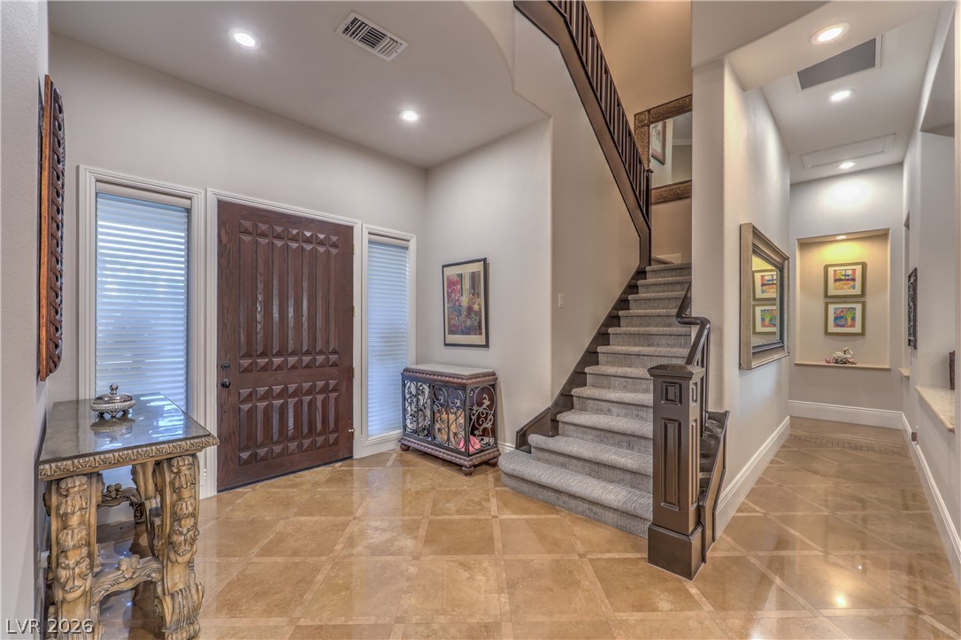11 Isleworth Drive Property Photo 6