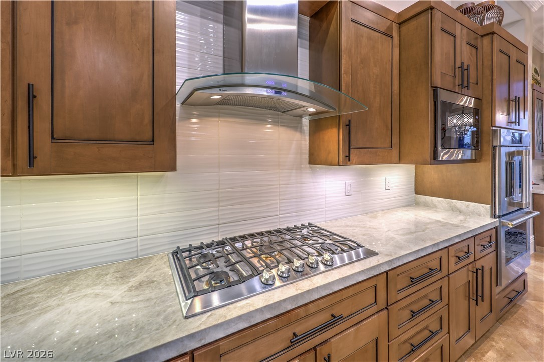 11 Isleworth Drive Property Photo 19