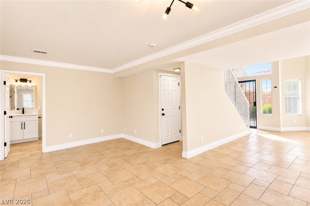 2155 Athol Way Property Photo 21