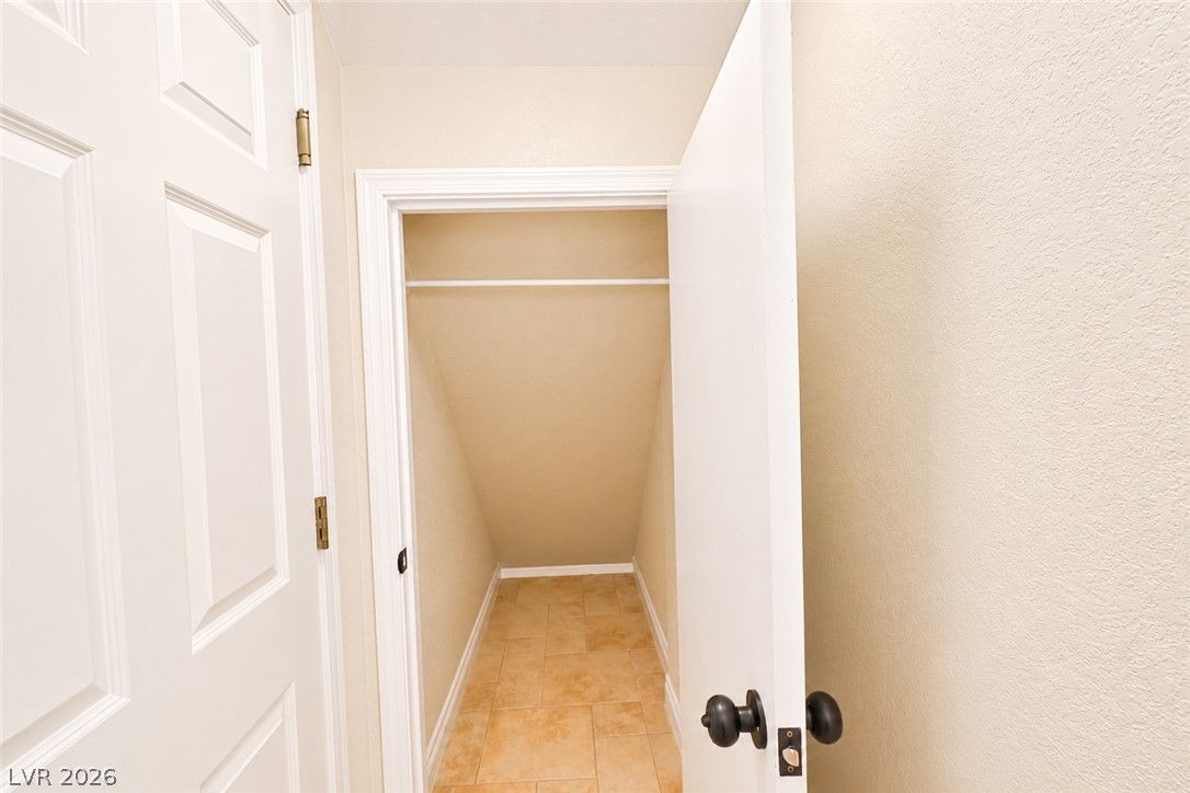 2155 Athol Way Property Photo 24