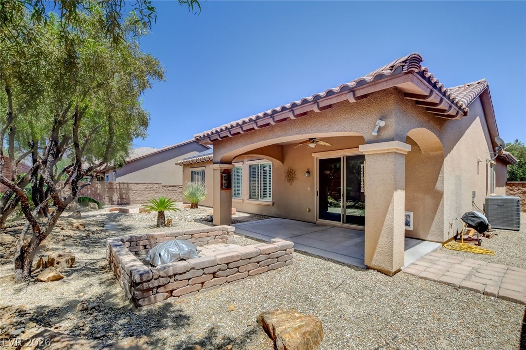7521 Java Sparrow Street Property Photo 5