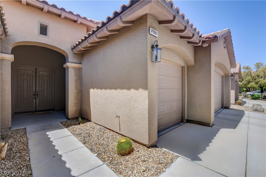 7521 Java Sparrow Street Property Photo 7