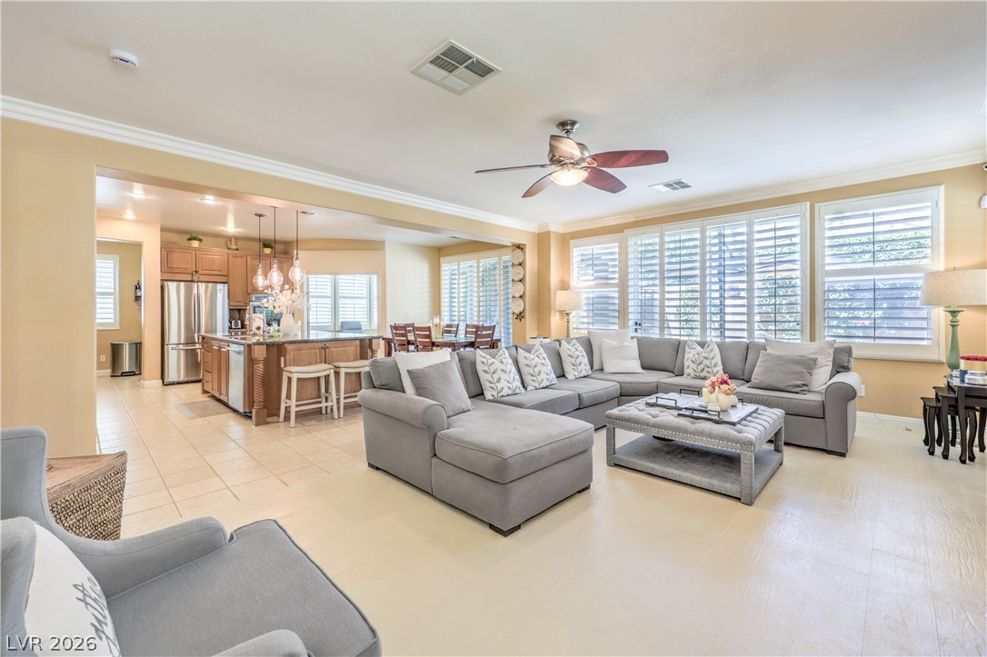 1021 Via Gallia Street Property Photo 10