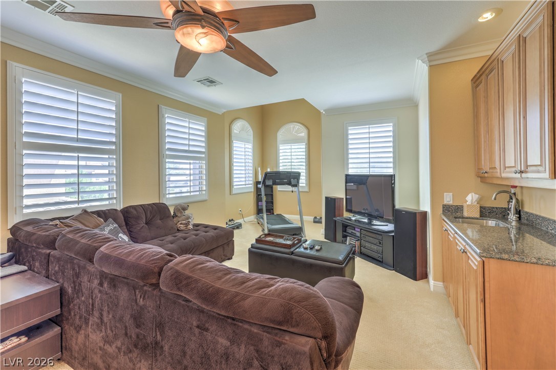 1021 Via Gallia Street Property Photo 34