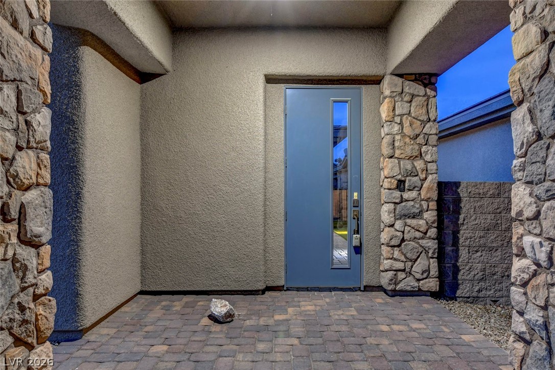64 Reflection Cove Drive Property Photo 5