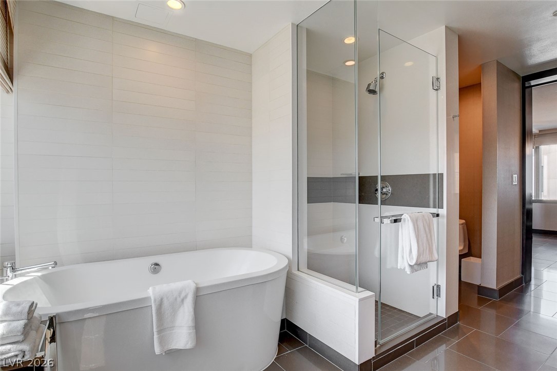 2600 West Harmon Avenue 7001 Property Photo 34