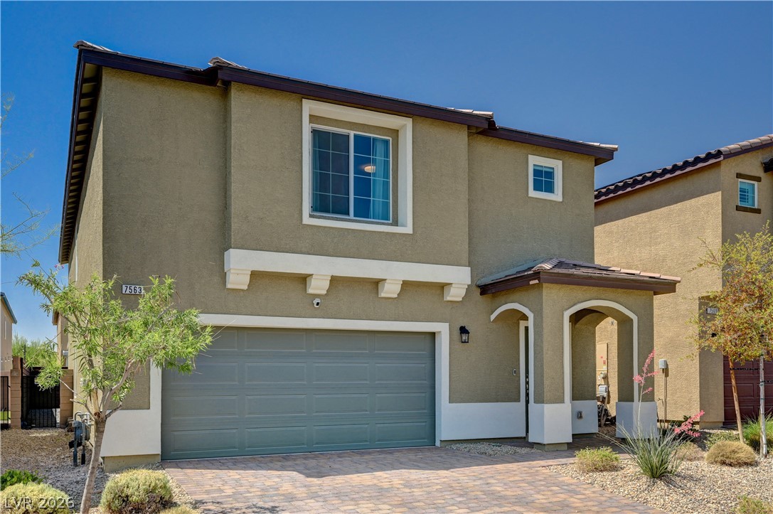 7563 Dragonfruit Avenue Property Photo 3