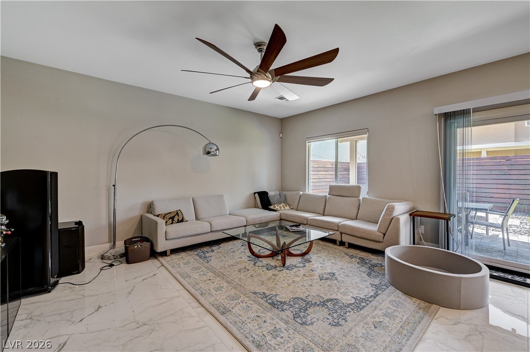 7563 Dragonfruit Avenue Property Photo 7