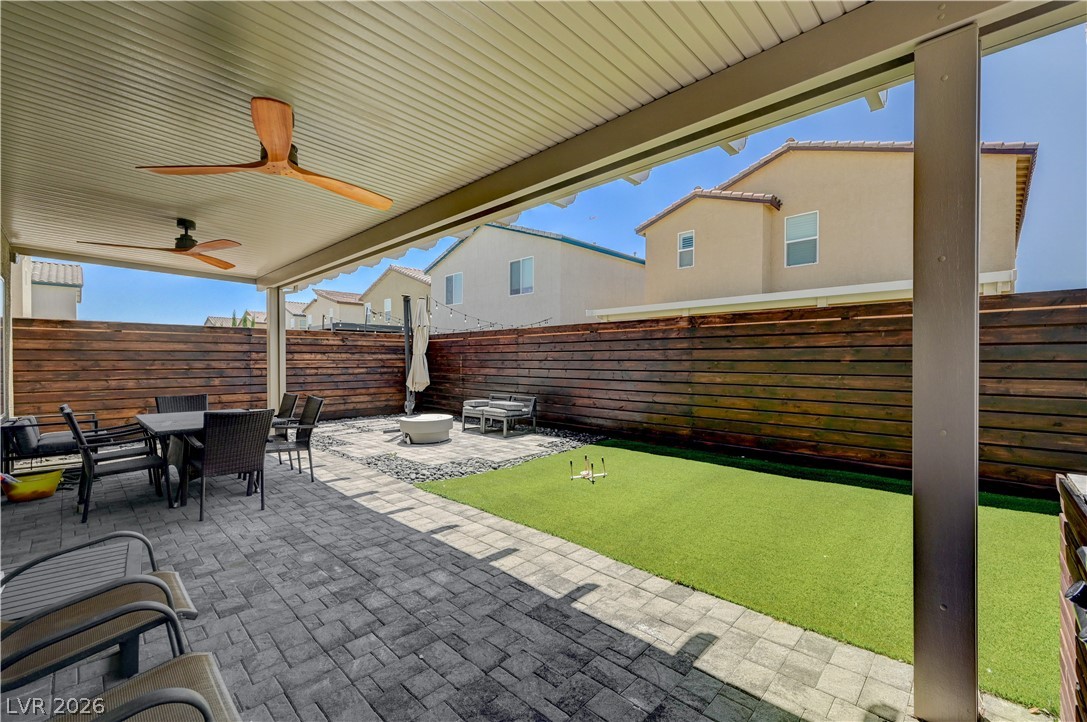 7563 Dragonfruit Avenue Property Photo 38