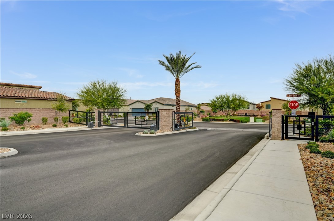 7563 Dragonfruit Avenue Property Photo 46