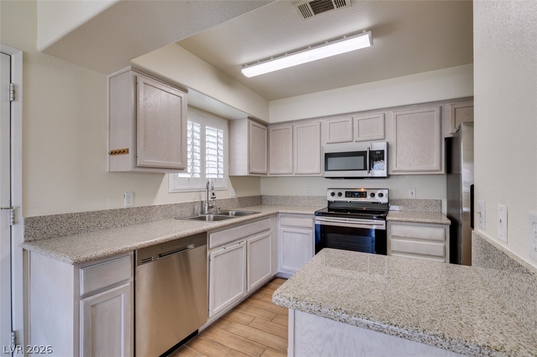 2725 South Nellis Boulevard 2088 Property Photo 7