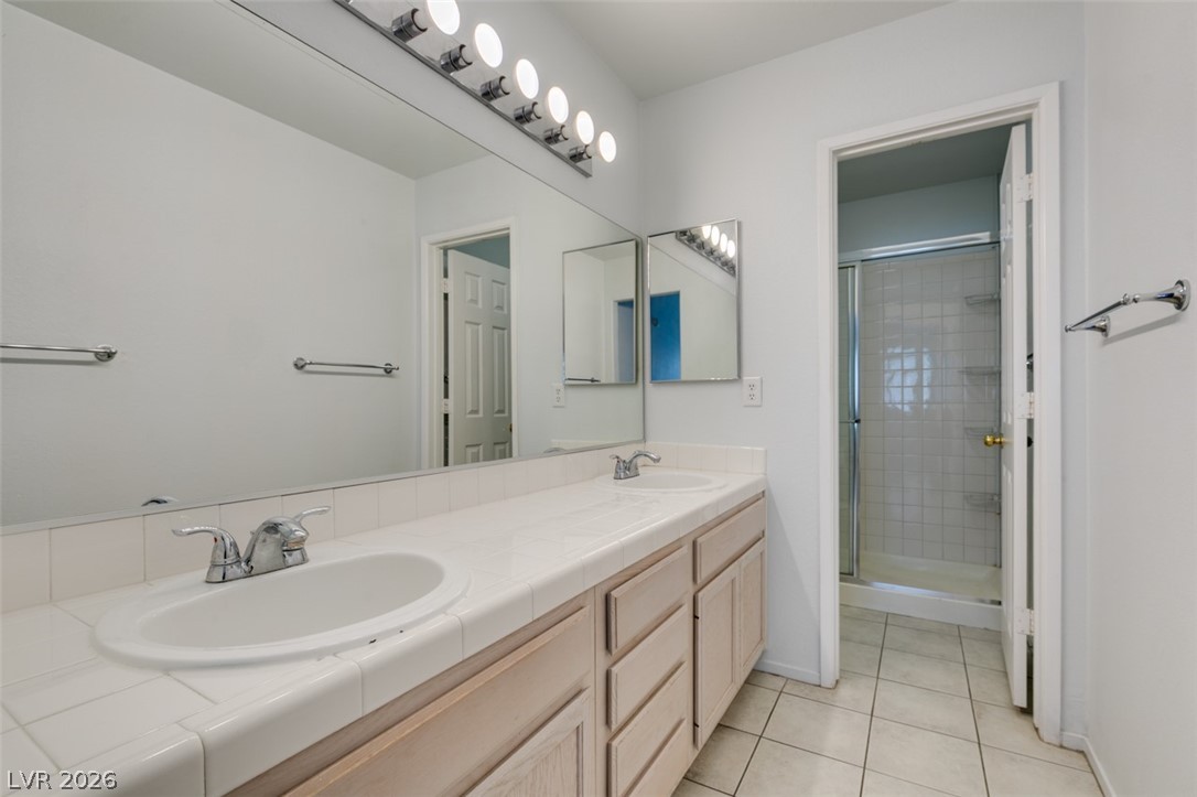 2725 South Nellis Boulevard 2088 Property Photo 22