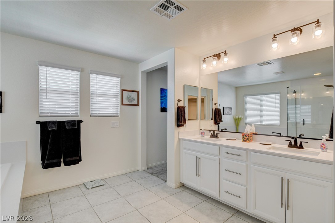 7450 Tinley Creek Avenue Property Photo 27