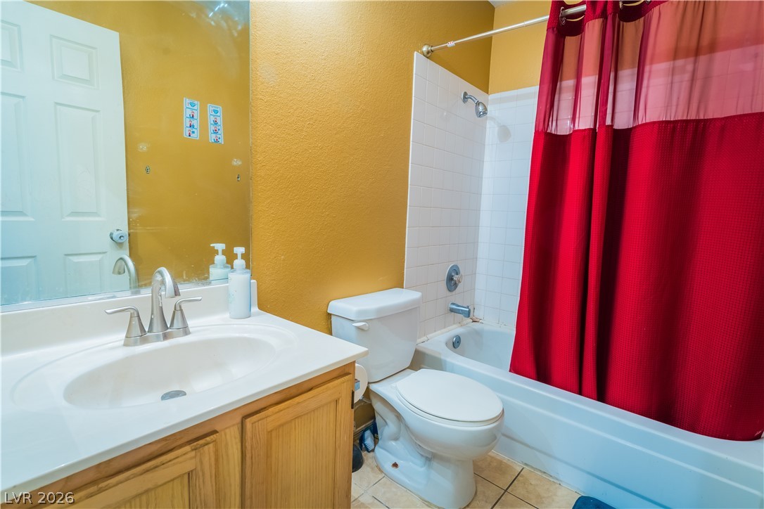 2124 Willowbury Drive B Property Photo 23