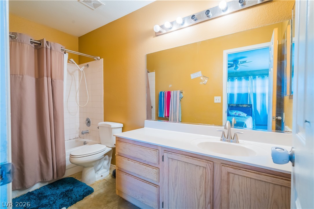 2124 Willowbury Drive B Property Photo 29