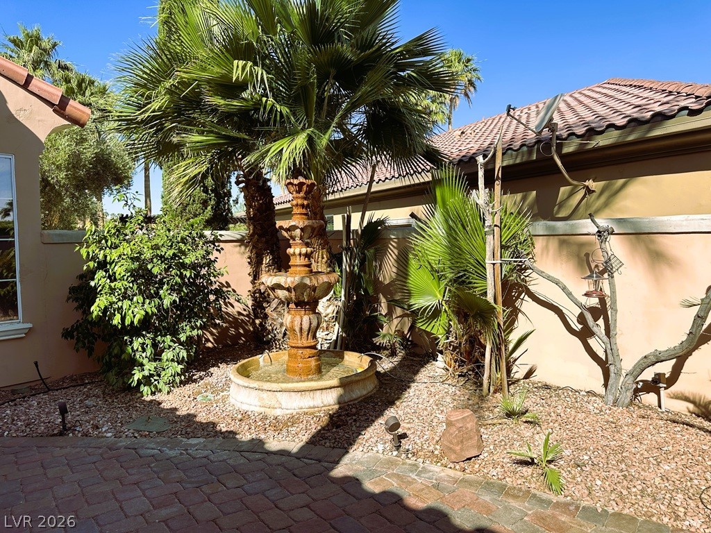 27 Via Paradiso Street Property Photo 10