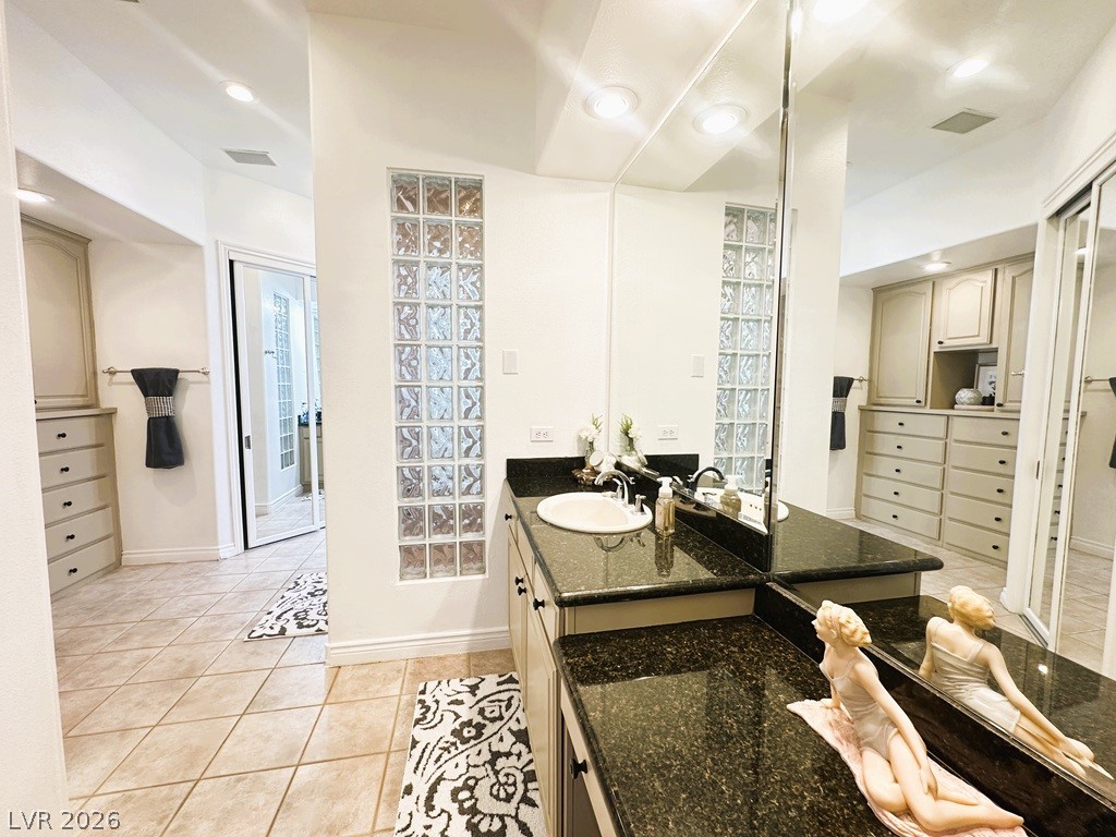 27 Via Paradiso Street Property Photo 42