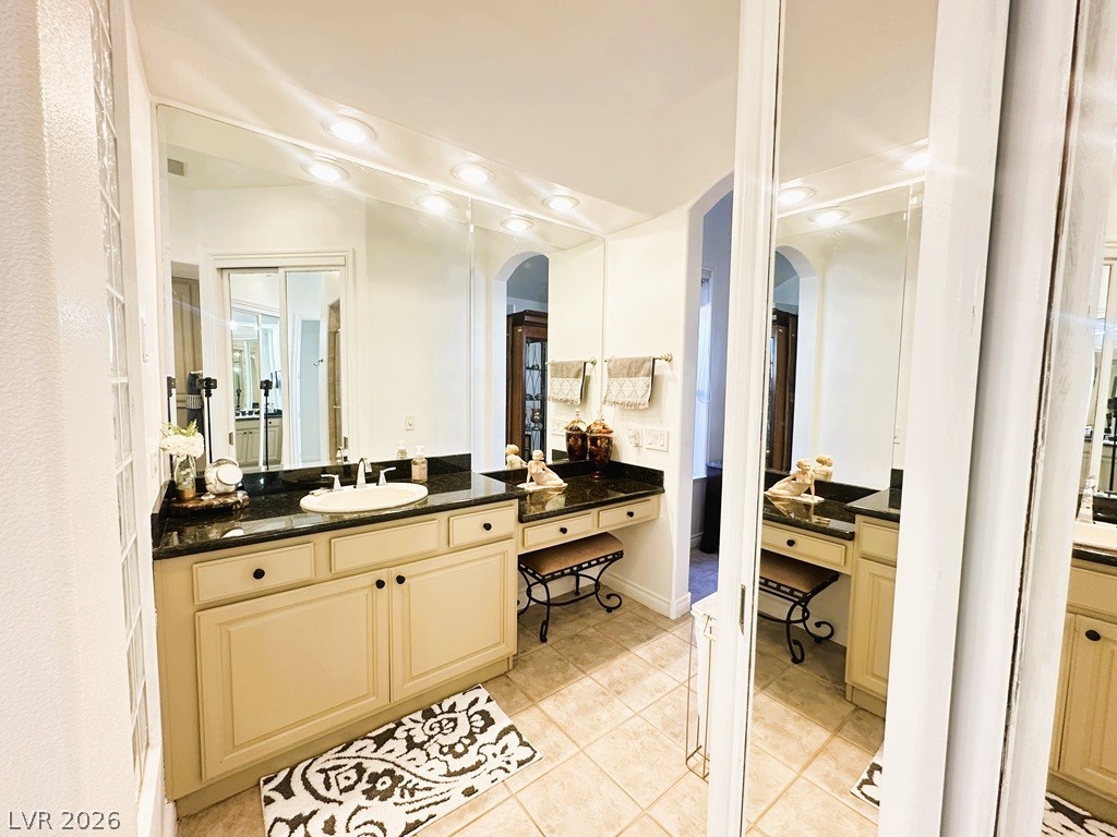 27 Via Paradiso Street Property Photo 44