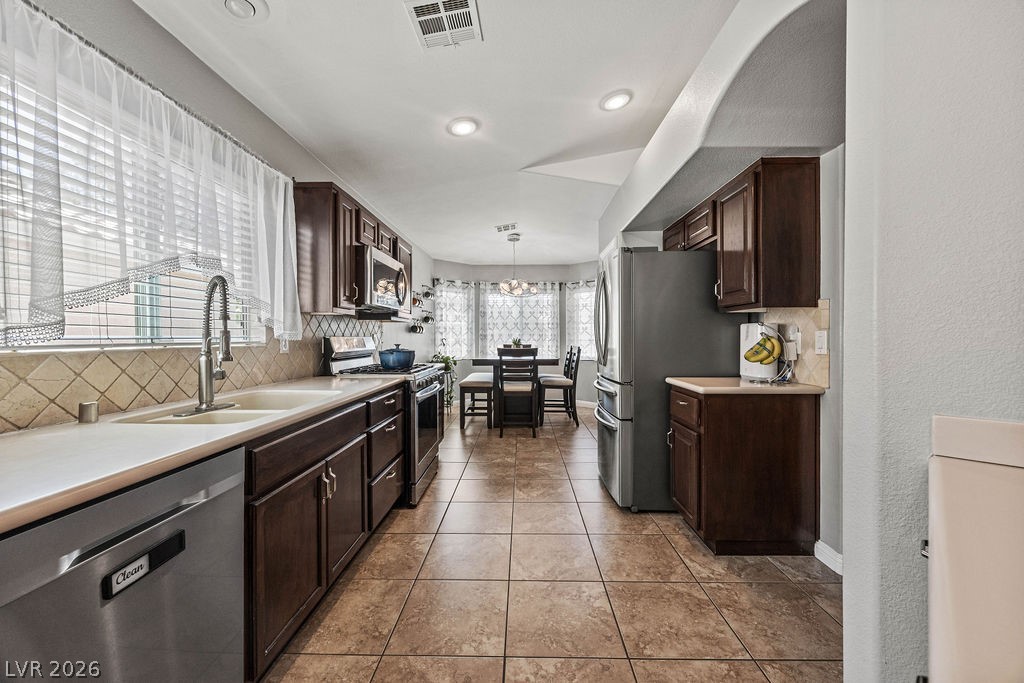2294 Dakota Sky Court Property Photo 16