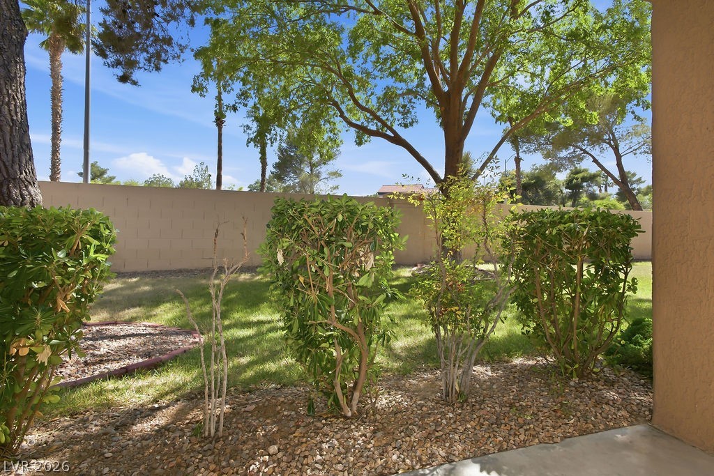 8601 Willowrich Drive Property Photo 24