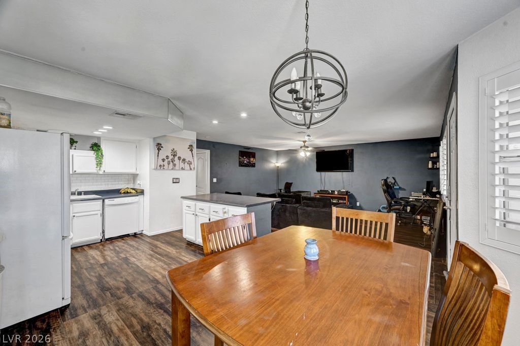 7600 Cromberg Avenue 201 Property Photo 15