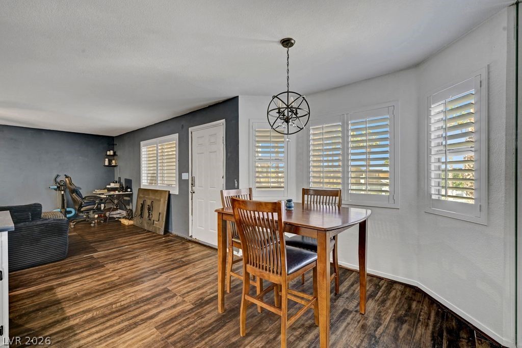 7600 Cromberg Avenue 201 Property Photo 16