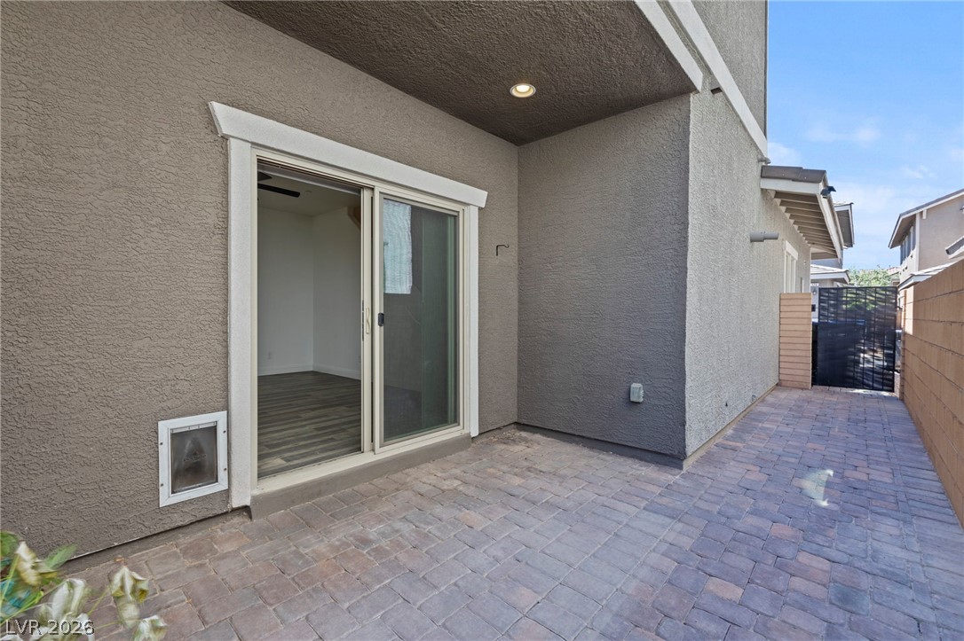 937 East Sunset Road Property Photo 37