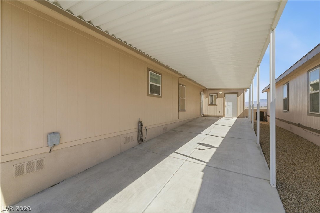 841 Montecito Drive Property Photo 6