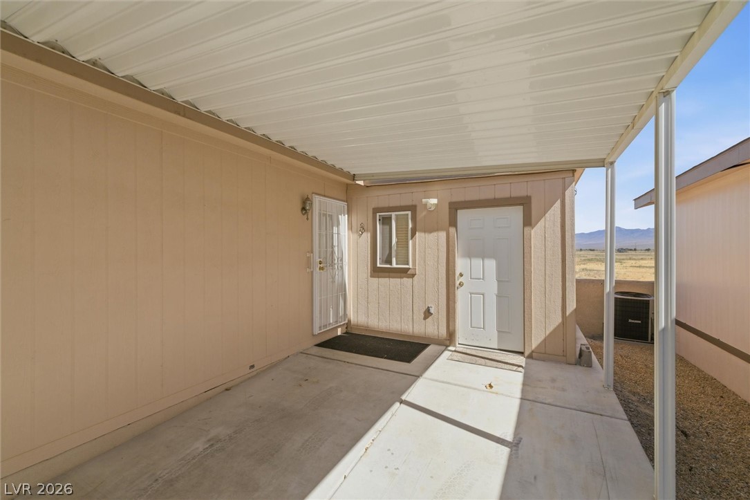 841 Montecito Drive Property Photo 7