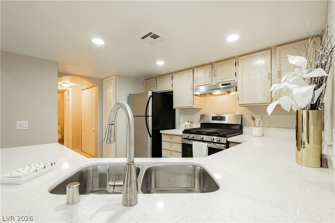 7400 West Flamingo Road 2094 Property Photo 10
