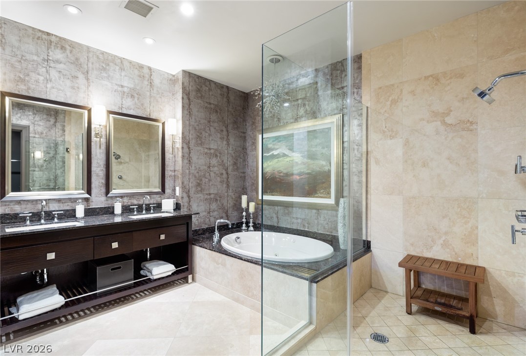 2700 Las Vegas Boulevard 4301 Property Photo 21