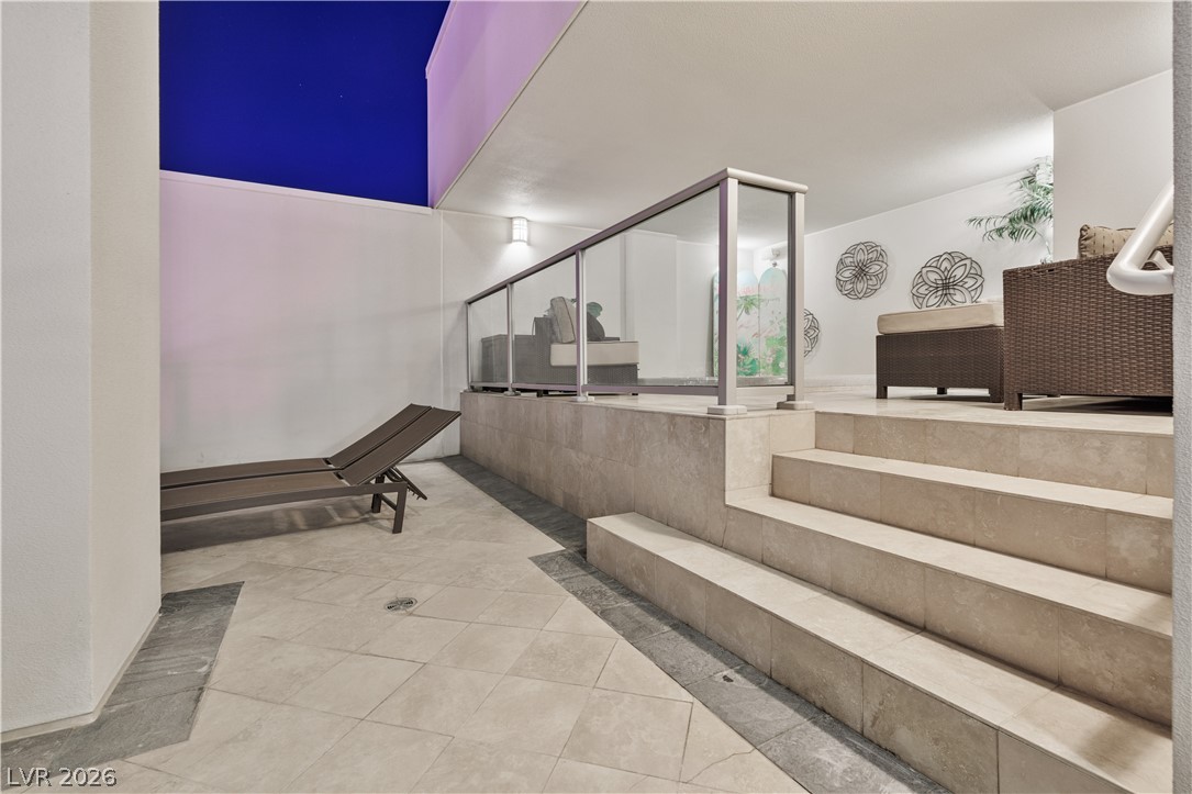 2700 Las Vegas Boulevard 4301 Property Photo 30
