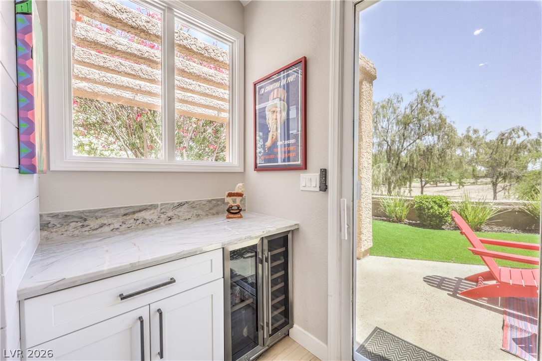 8211 Round Hills Circle Property Photo 11